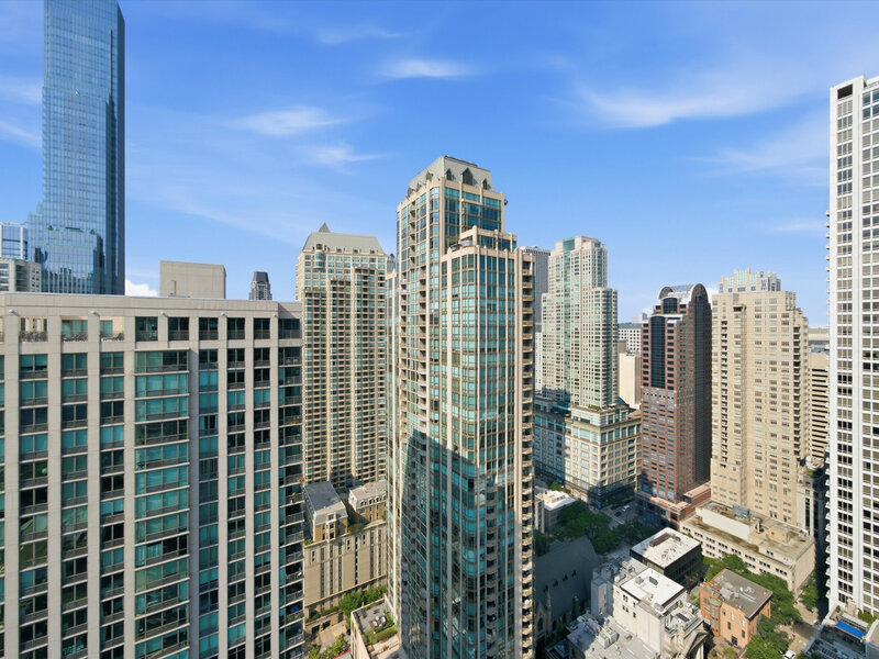 10 E Ontario Street Chicago IL 60611