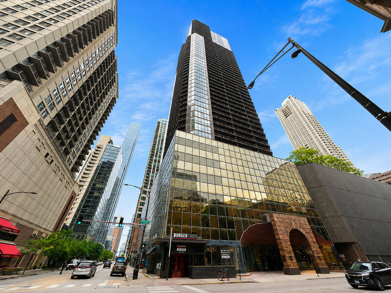 10 E Ontario Street Chicago IL 60611