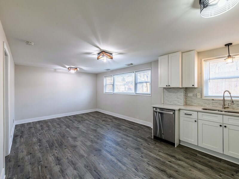 16039 Marion Drive South Holland IL 60473