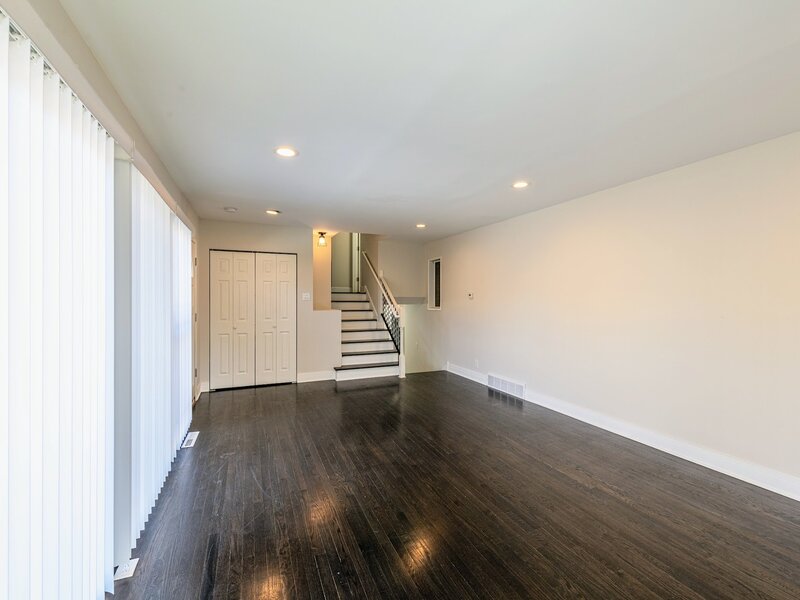 16039 Marion Drive South Holland IL 60473