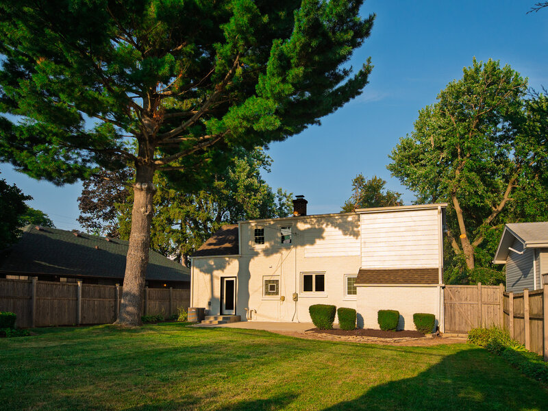 4216 Elm Street Downers Grove IL 60515