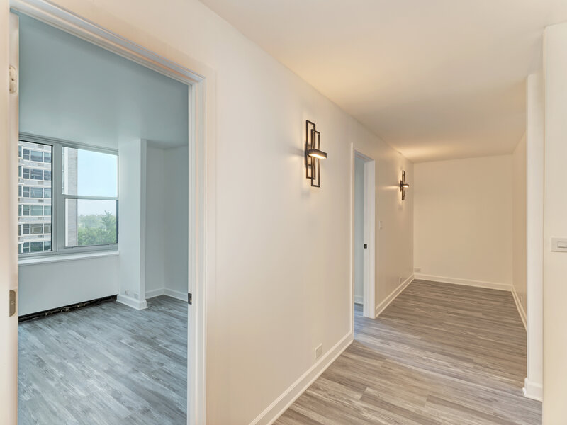 4250 N Marine Drive Chicago IL 60613