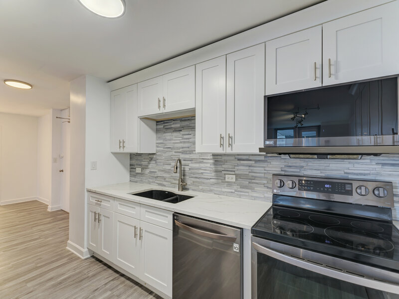 4250 N Marine Drive Chicago IL 60613