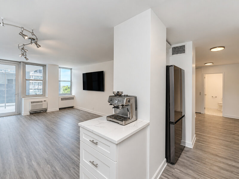 4250 N Marine Drive Chicago IL 60613