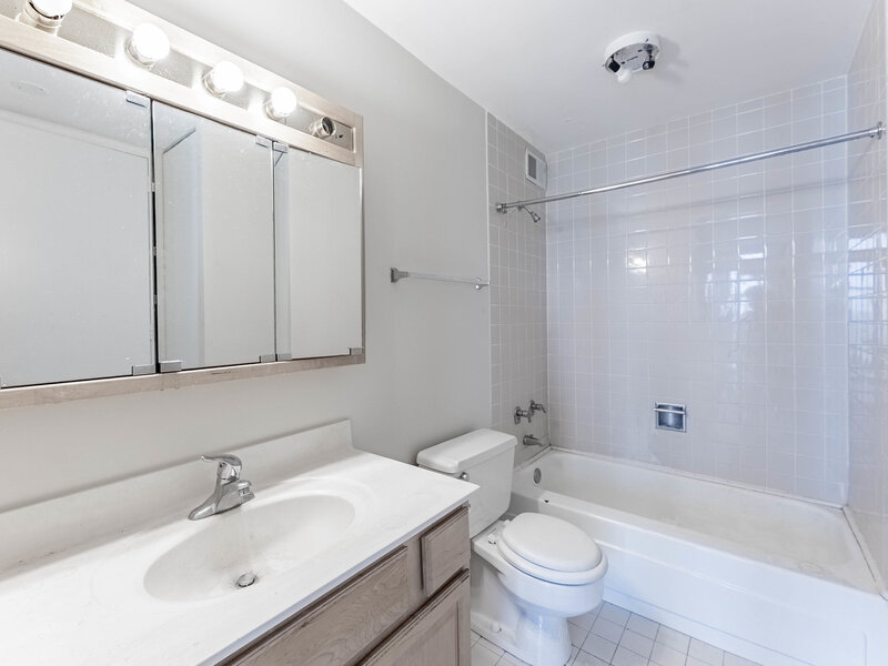 6700 S South Shore Drive Chicago IL 60649