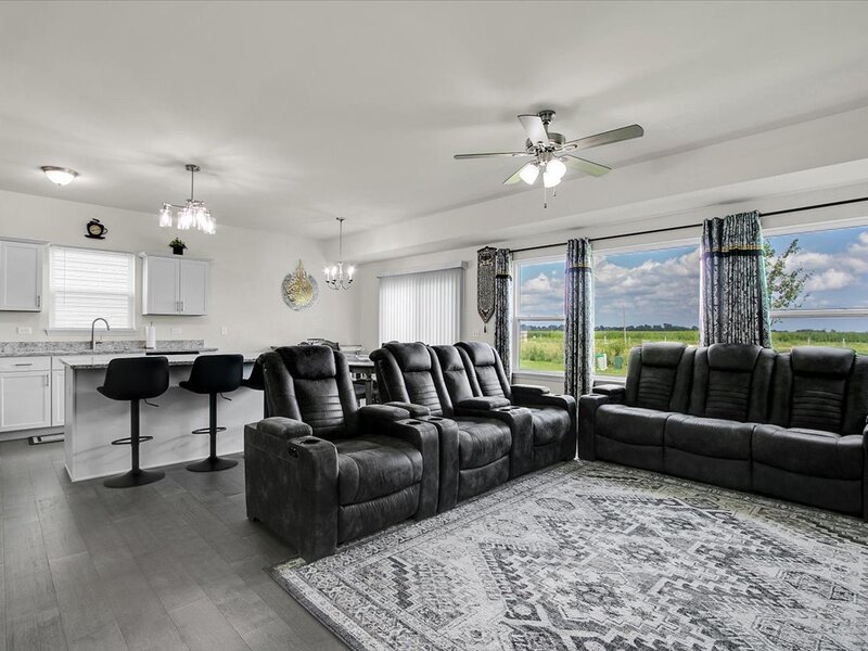13705 S Sanibel Street Plainfield IL 60544