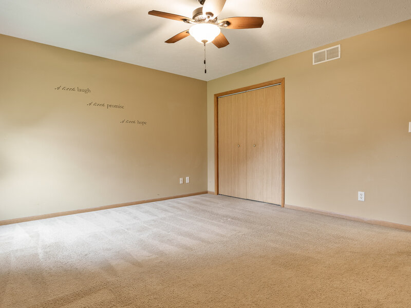 9960 Flint Court Roscoe IL 61073
