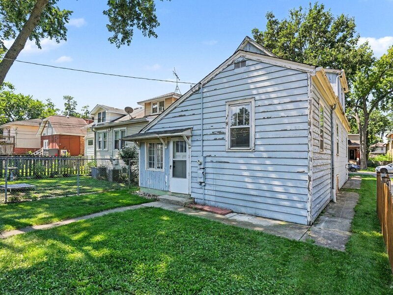 3437 Oak Avenue Brookfield IL 60513
