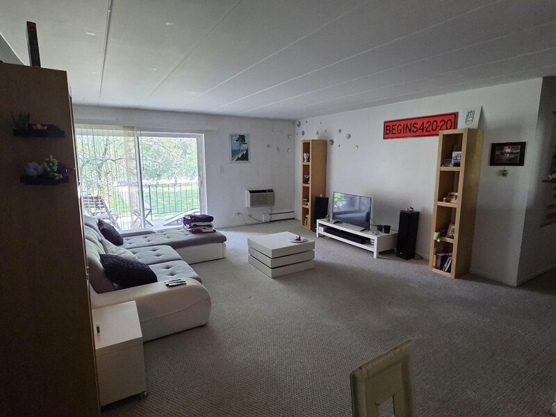 18 E Old Willow Road Prospect Heights IL 60070