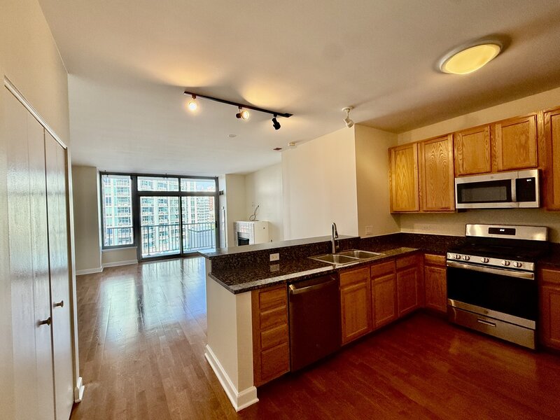 1600 S Prairie Avenue Chicago IL 60616