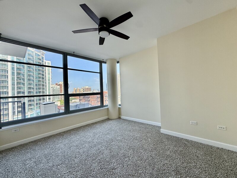 1600 S Prairie Avenue Chicago IL 60616