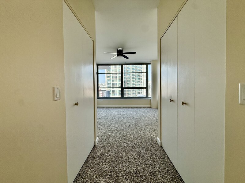 1600 S Prairie Avenue Chicago IL 60616