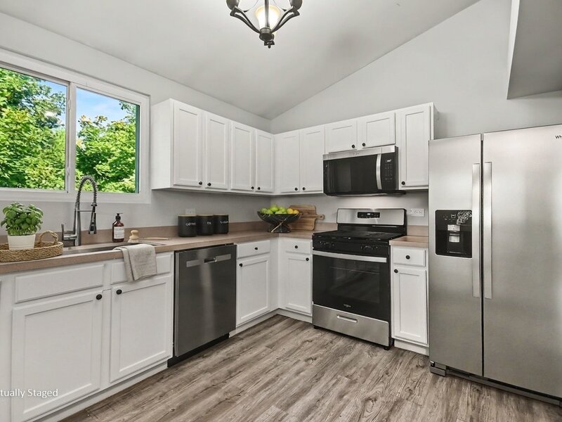 1033 Symphony Drive Aurora IL 60504