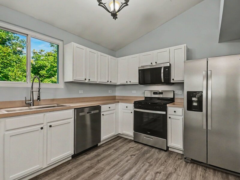1033 Symphony Drive Aurora IL 60504