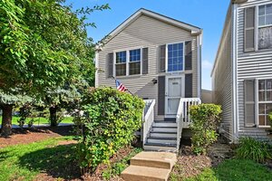 Photo of 1033 Symphony Drive Aurora IL 60504