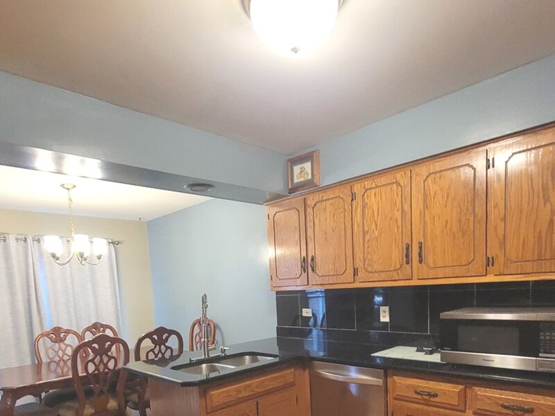 405 S Wenbriar Square Addison IL 60101