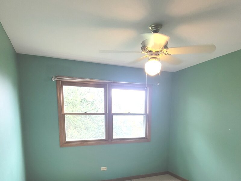 405 S Wenbriar Square Addison IL 60101