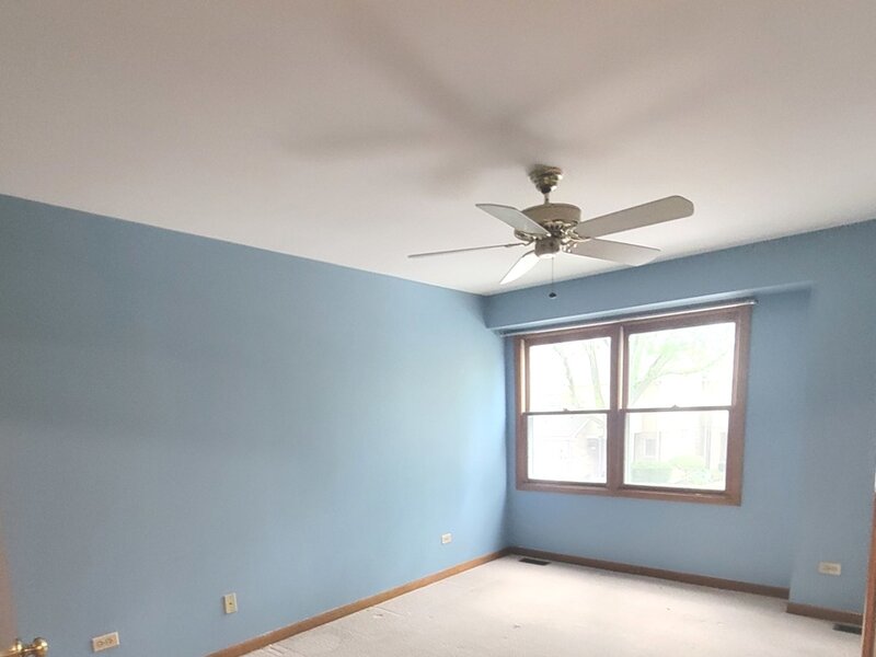 405 S Wenbriar Square Addison IL 60101