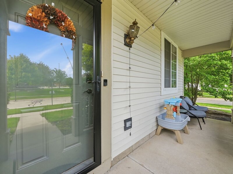 122 Azalea Circle Romeoville IL 60446