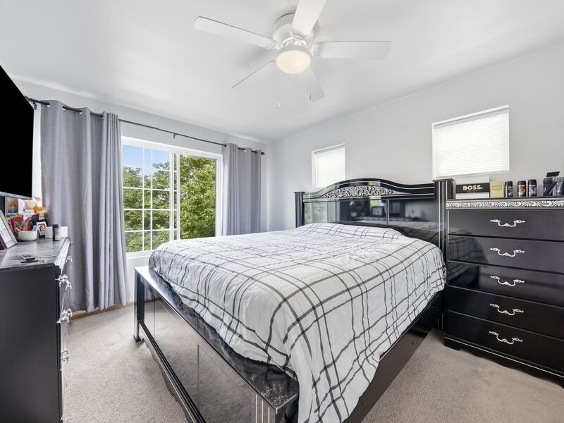 122 Azalea Circle Romeoville IL 60446