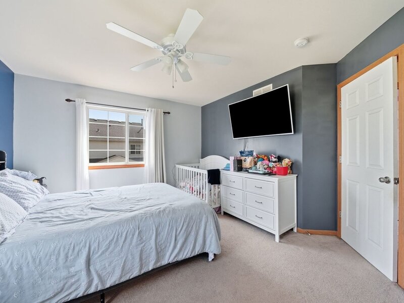 122 Azalea Circle Romeoville IL 60446