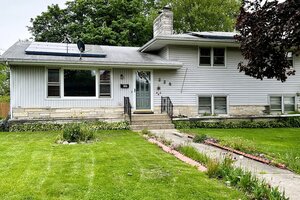 Photo of 220 Beacon Drive Belvidere IL 61008