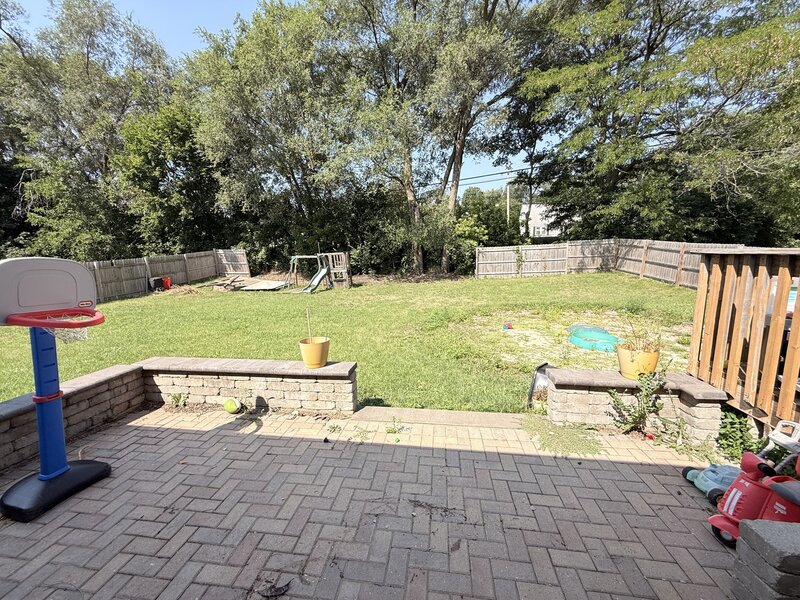632 Larnell Lane Rockford IL 61101