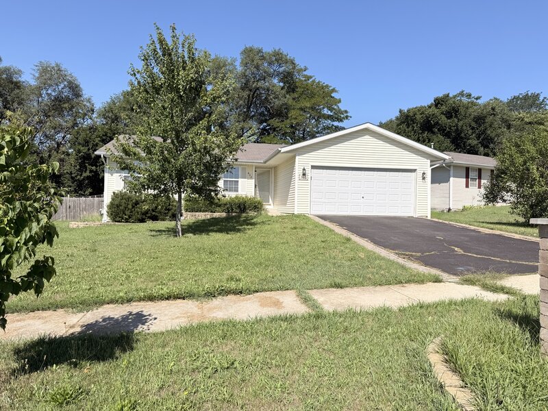 632 Larnell Lane Rockford IL 61101