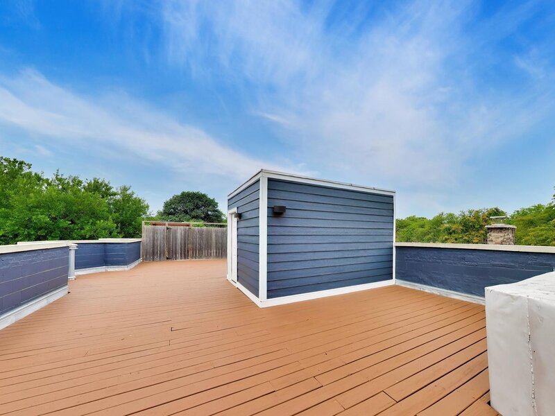 5312 S Woodlawn Avenue Chicago IL 60615