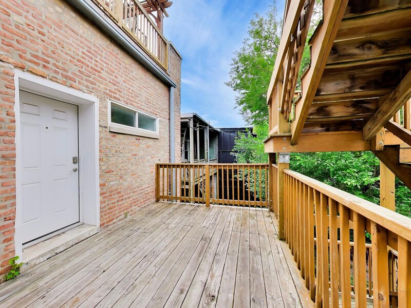5312 S Woodlawn Avenue Chicago IL 60615