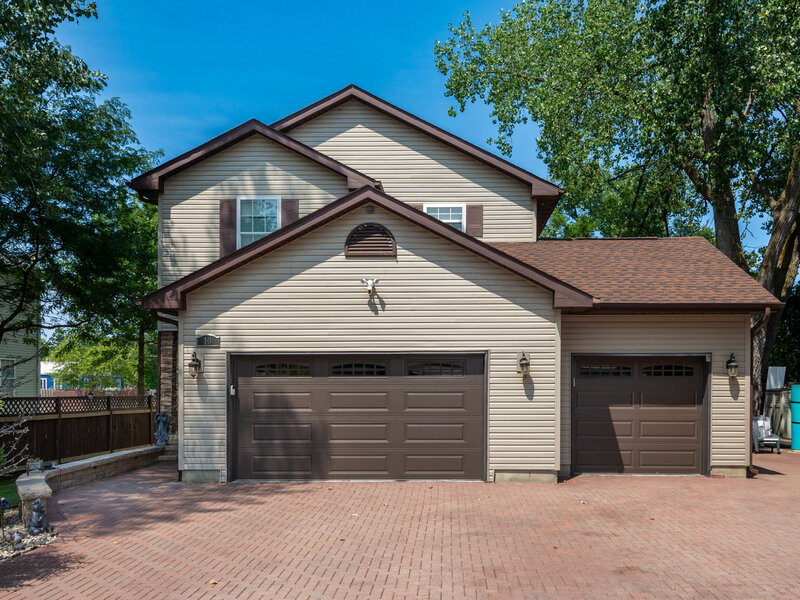 10 Matts Road Fox Lake IL 60020