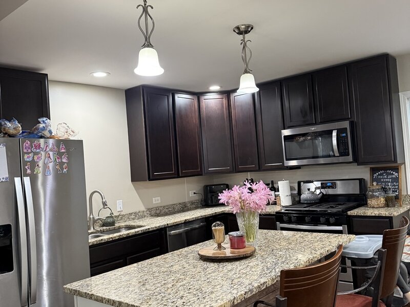 219 Murphy Drive Romeoville IL 60446