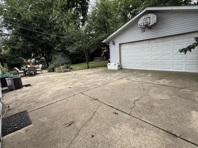 219 Murphy Drive Romeoville IL 60446