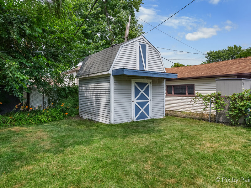 8425 Central Avenue Burbank IL 60459