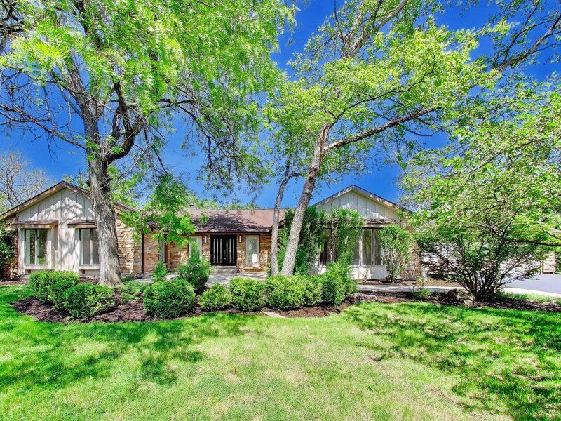 26955 N Countryside Lake Drive Mundelein IL 60060