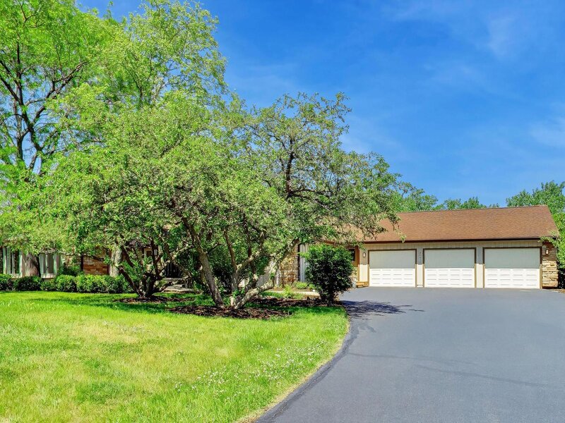 26955 N Countryside Lake Drive Mundelein IL 60060