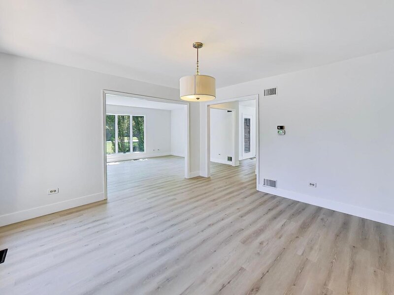 26955 N Countryside Lake Drive Mundelein IL 60060