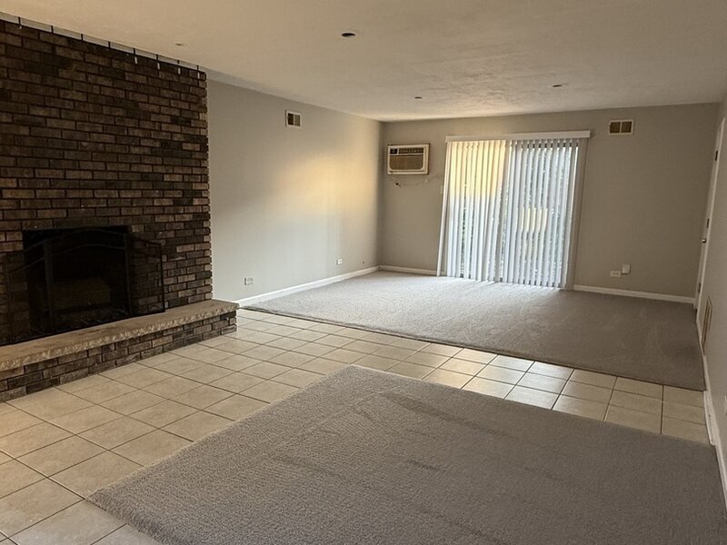 10806 S Komensky Avenue Oak Lawn IL 60453