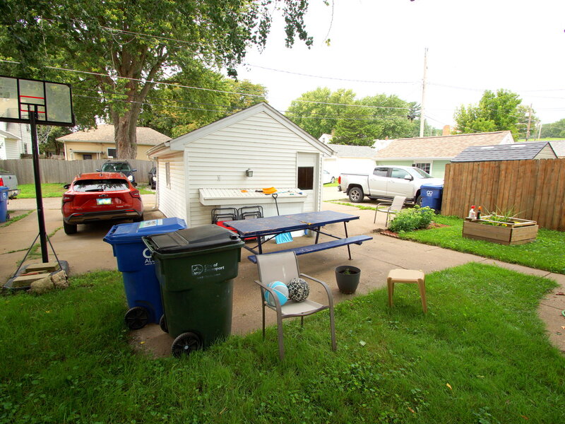 116 N Thornwood Avenue Davenport IA 52802