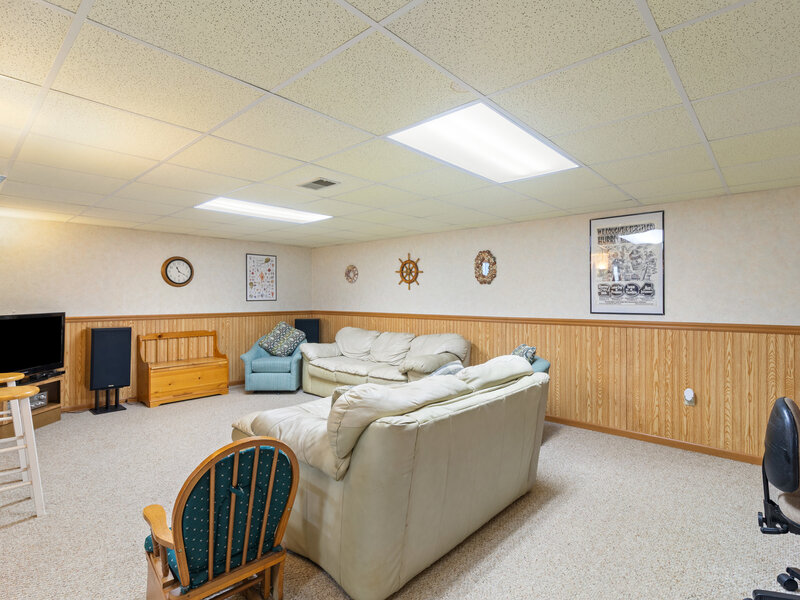 606 E Edgelawn Drive Plano IL 60545