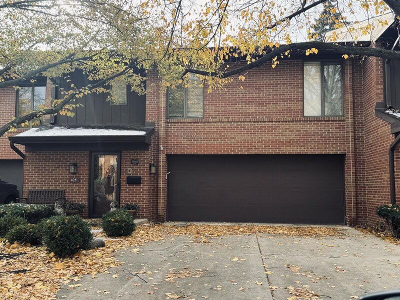 105 Astoria Way Park Ridge IL 60068