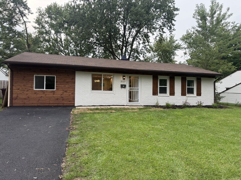2117 217th Street Sauk Village IL 60411