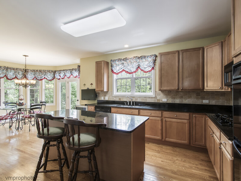 591 W Rosiland Drive Palatine IL 60074