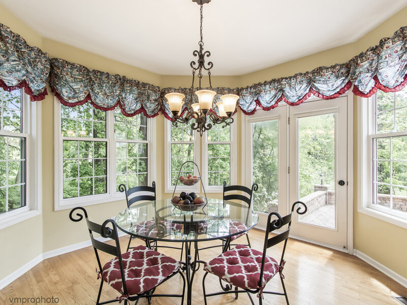 591 W Rosiland Drive Palatine IL 60074