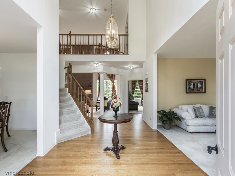 591 W Rosiland Drive Palatine IL 60074