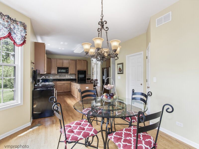591 W Rosiland Drive Palatine IL 60074
