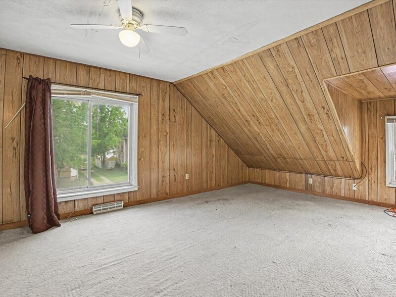 413 E Howard Street Pontiac IL 61764