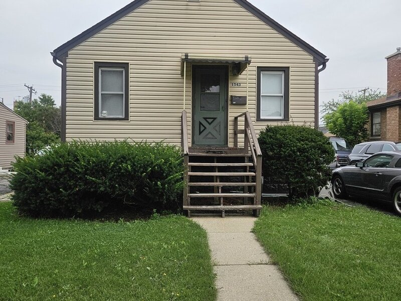 1543 N 32nd Avenue Melrose Park IL 60160