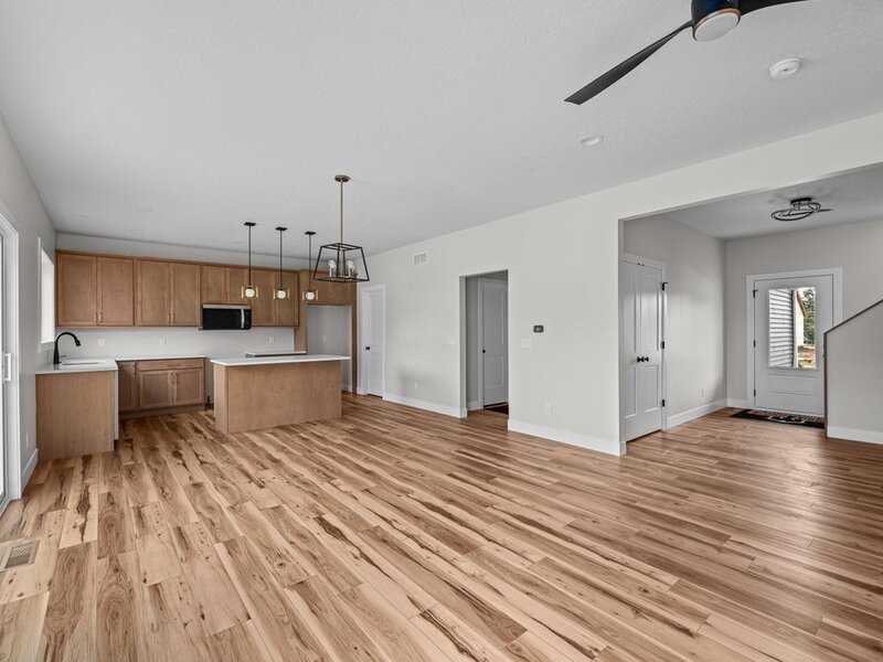 4711 Willow Circle Davenport IA 52806