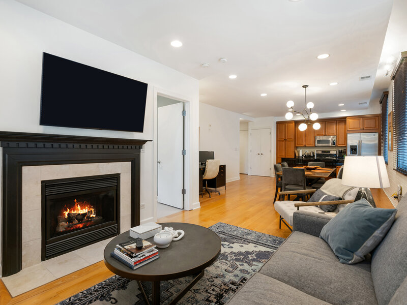 742 N Lasalle Street Chicago IL 60654